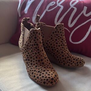 Toms Brown and Black Ankle Booties